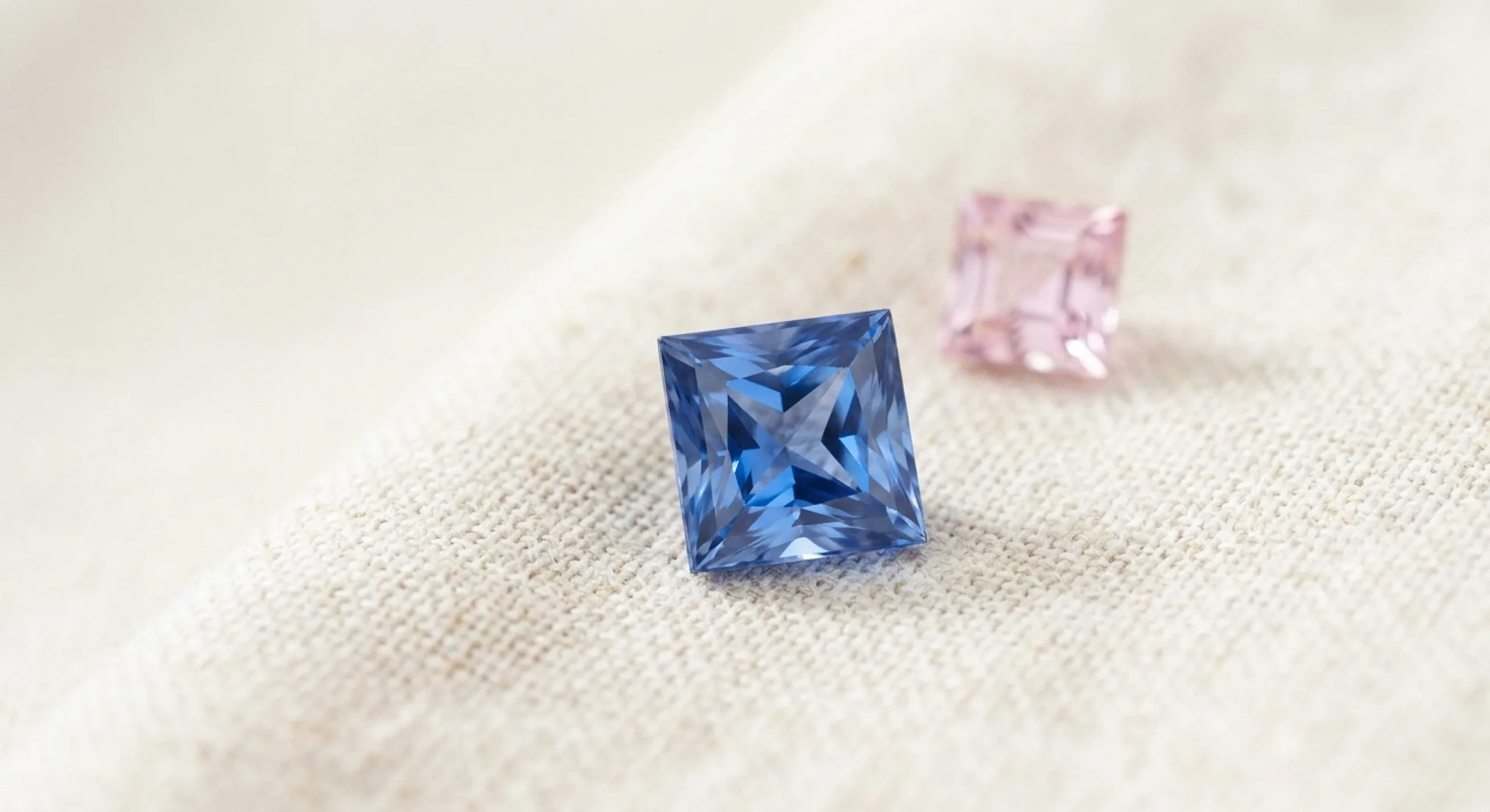 Princess Cut Sapphire: Color, Brilliance & Buying Tips