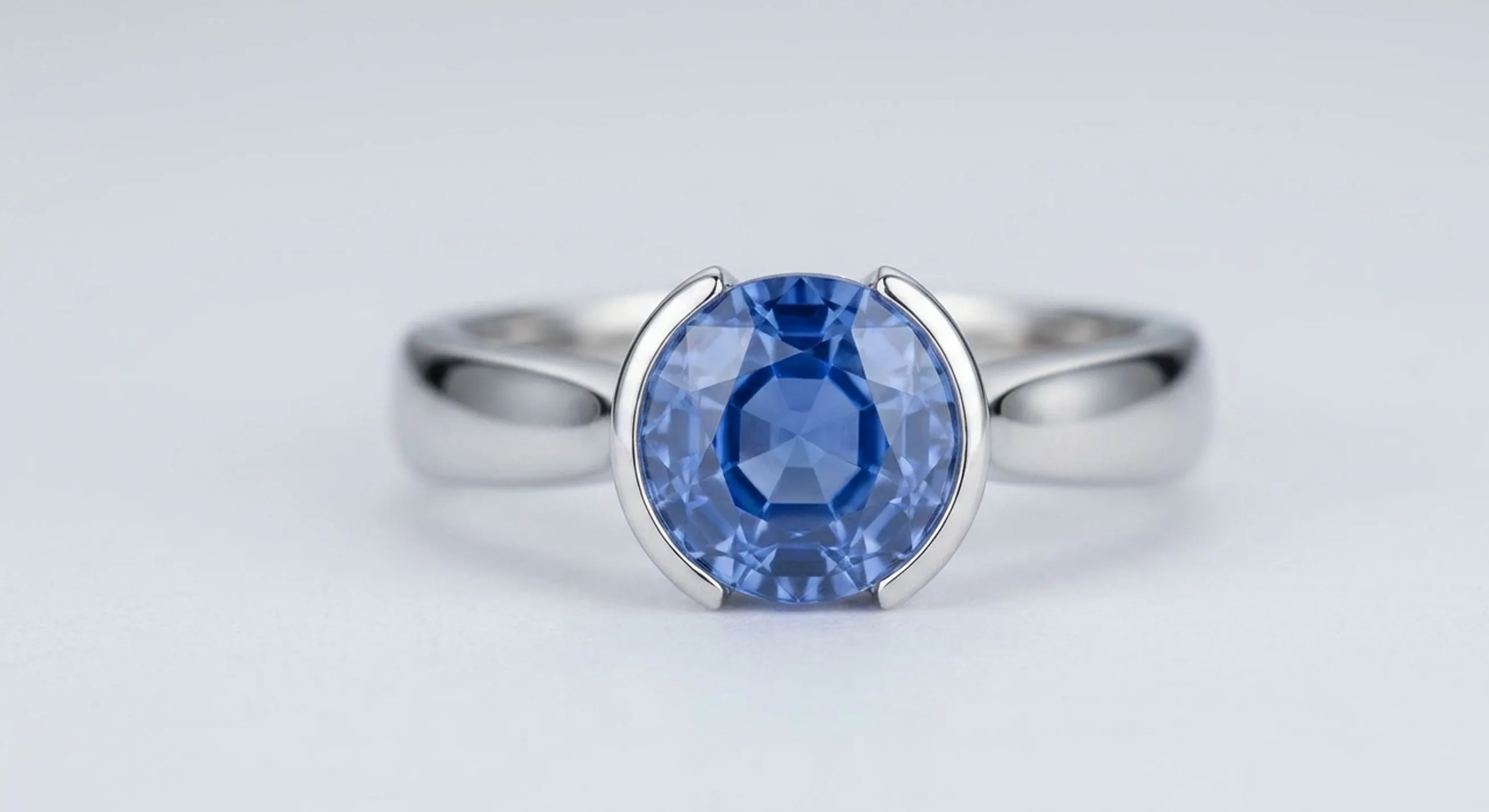 Cornflower Ceylon Sapphire Rings: The Ideal Blue